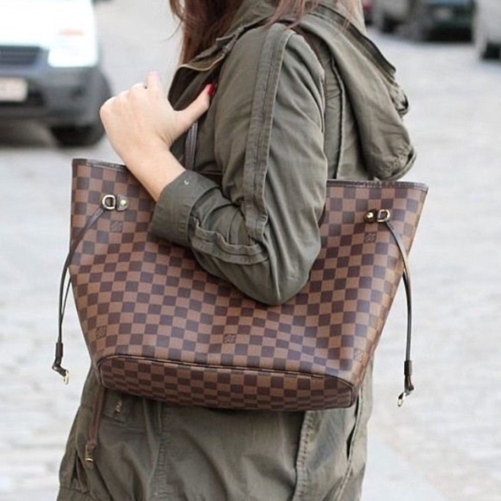 Louis Vuitton LV Damier Ebene N40599 Neverfull MM In GREAT Condition Cherry Red - Picture 9 of 16
